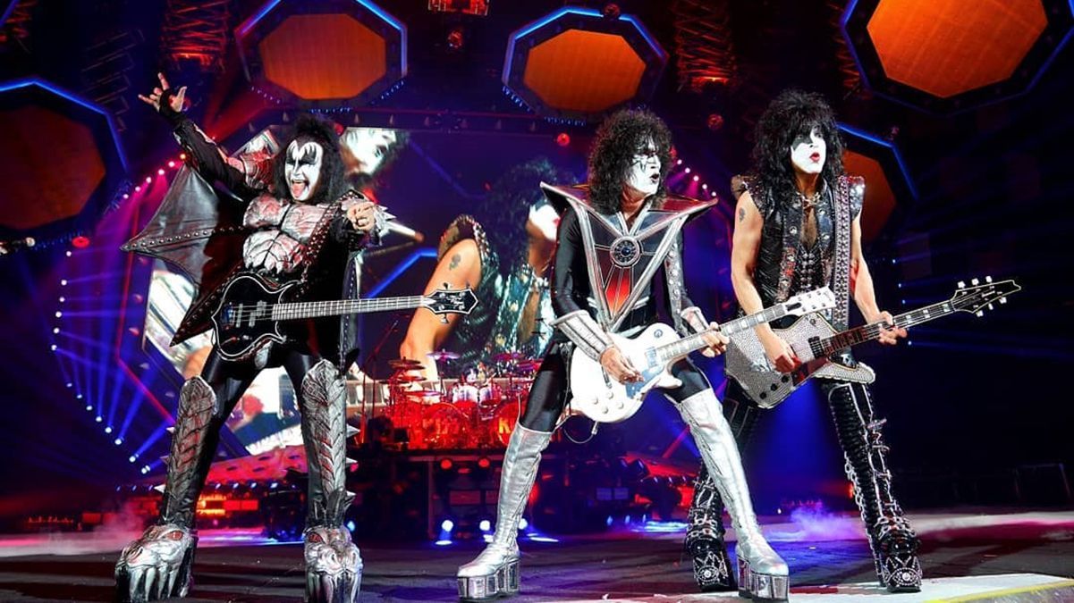 Легендарная группа Kiss едет в Украину: интересные детали о будущем концерте глэм-рокеров