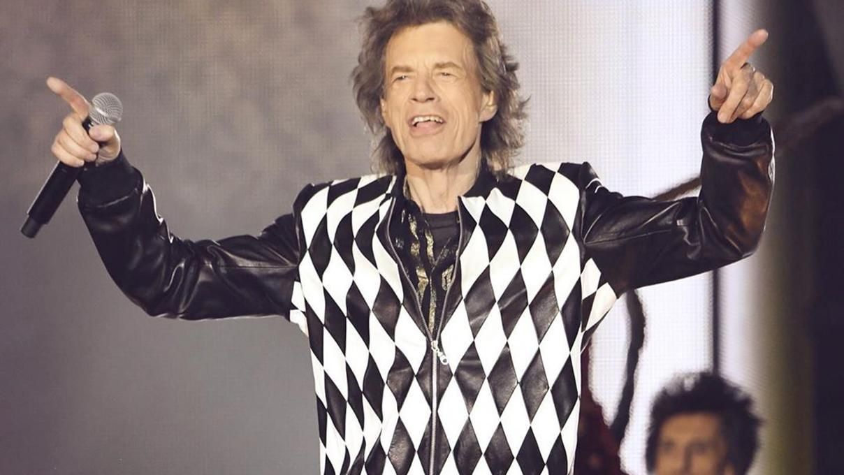Мик Джаггер вернулся на сцену после операции на сердце: подробности Мик Джаггер вернулся на сцену после операции на сердце: подробности