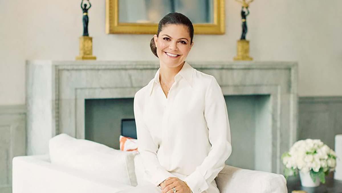 Кронпринцесі Вікторії – 42! Зразковий стиль улюблениці шведів Кронпринцесі Вікторії – 42! Зразковий стиль улюблениці шведів