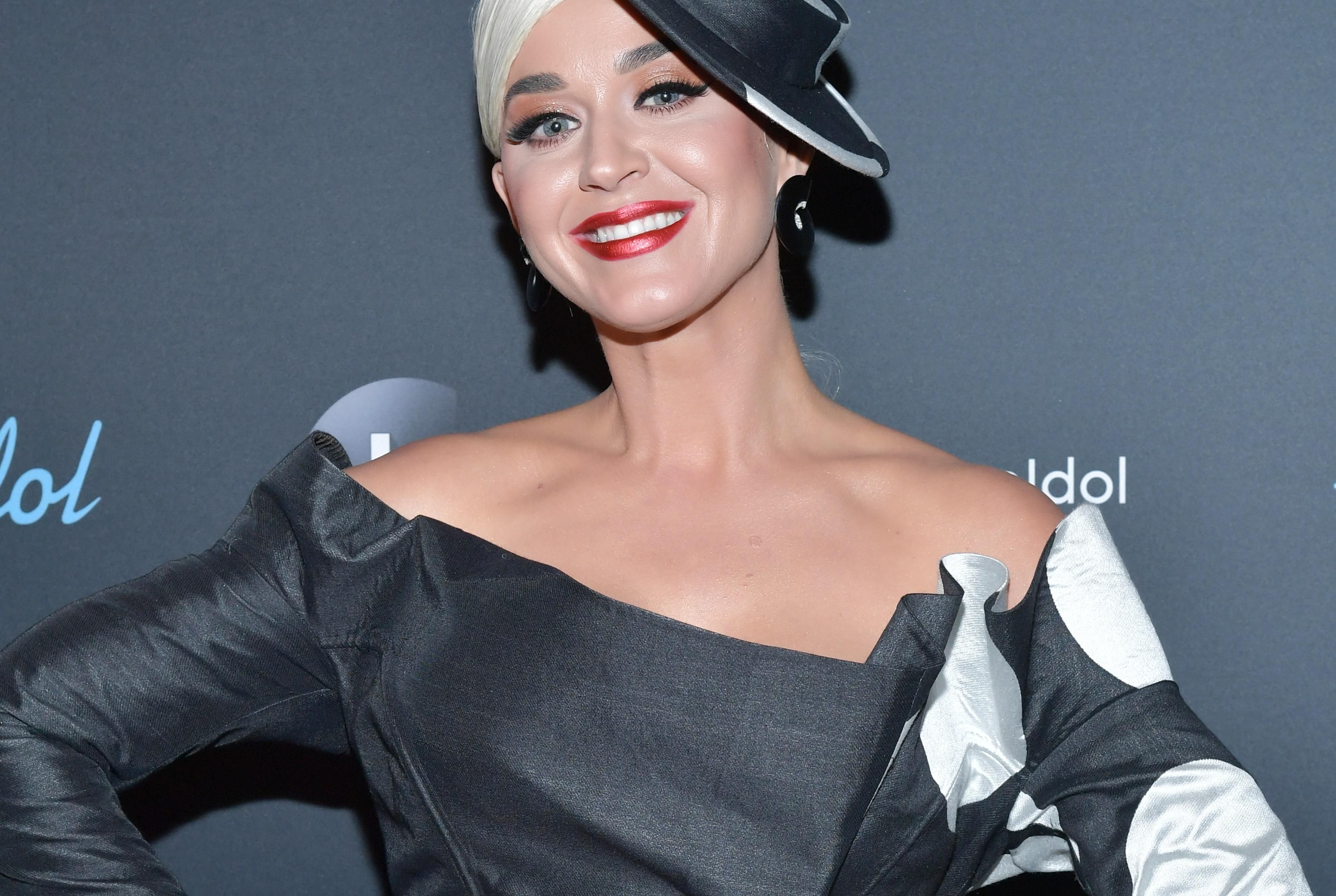 Кэти Перри оштрафовали за плагиат песни на три миллиона долларов: подробности Кэти Перри оштрафовали за плагиат песни на три миллиона долларов: подробности