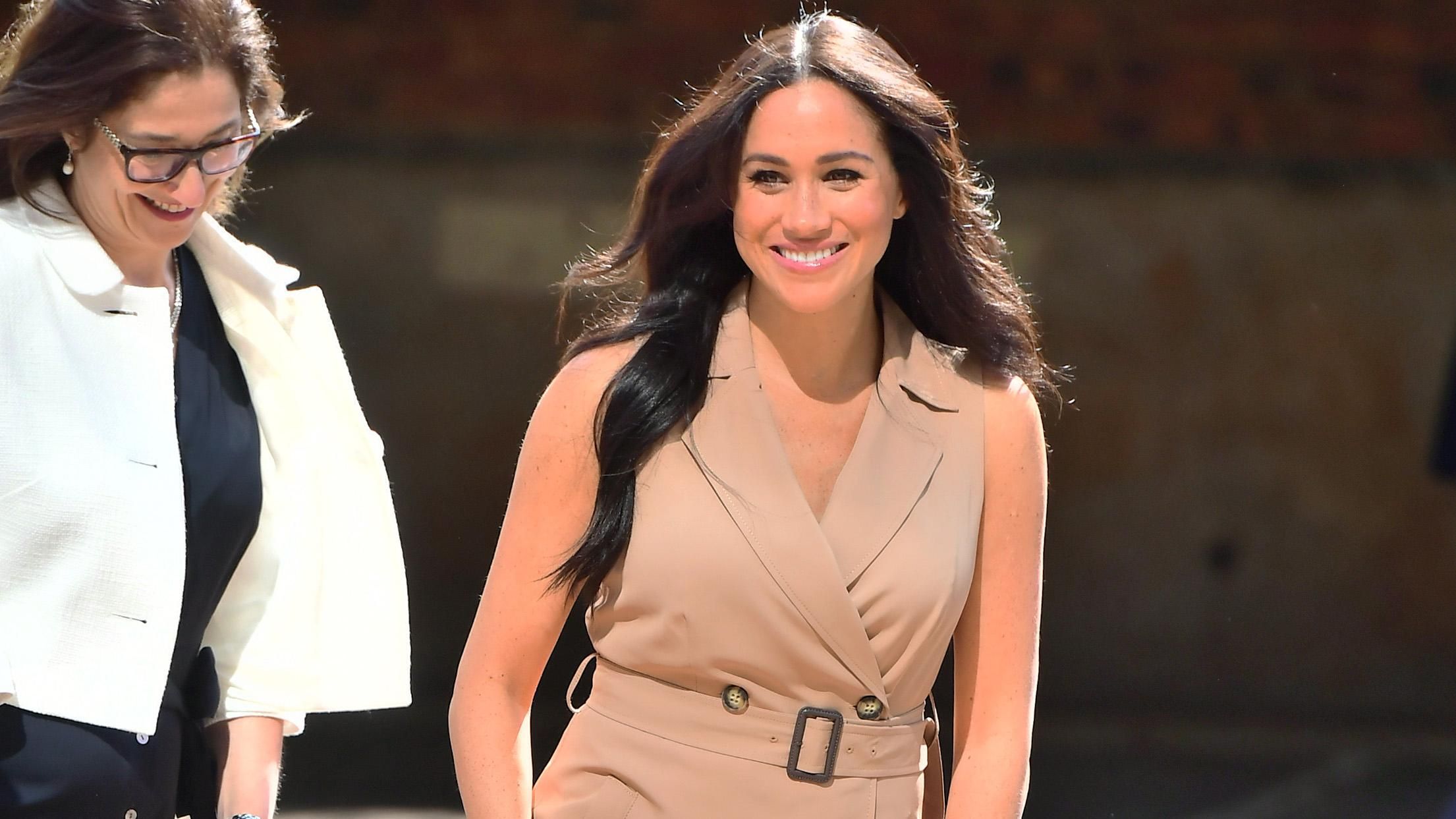 Меган Маркл провела лекцію для жінок в університеті у Південній Африці: що одягнула герцогиня Меган Маркл провела лекцію для жінок в університеті у Південній Африці: що одягнула герцогиня