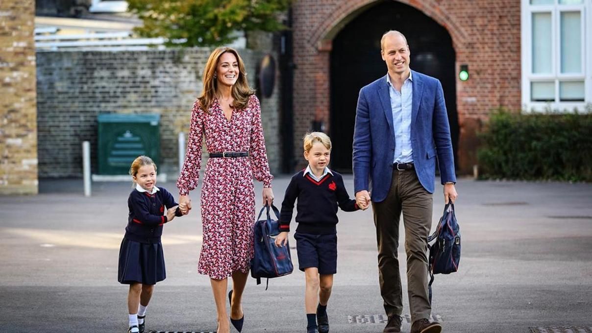 Королівська сім'я готується до Геловіну: Кейт Міддлтон купила дітям костюми у місцевому магазині