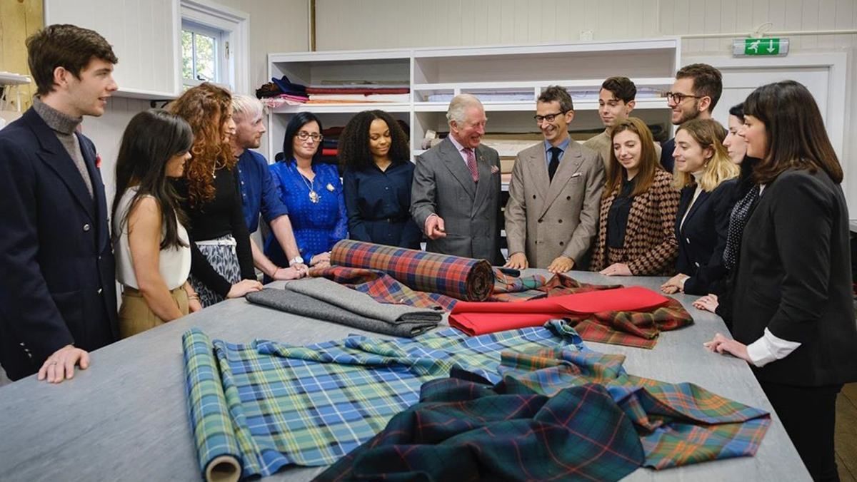 Іменинник принц Чарльз запустив власну колекцію одягу: деталі 