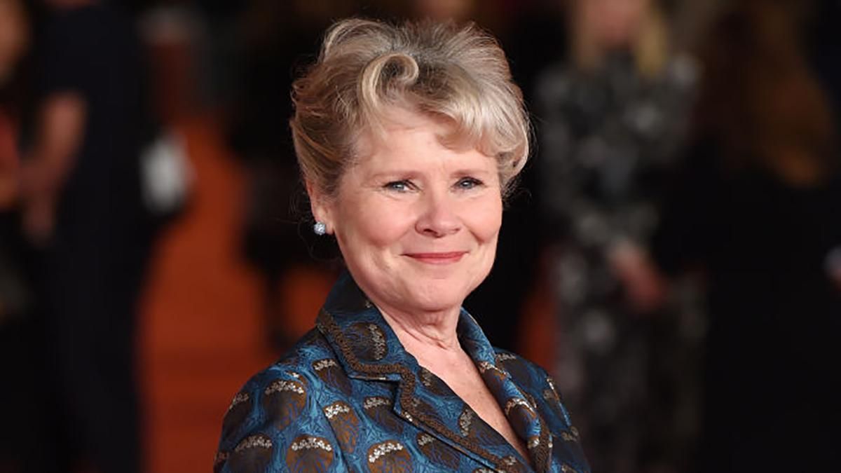 Зірка "Гаррі Поттера" зіграє королеву Єлизавету в серіалі "Корона" Зірка "Гаррі Поттера" зіграє королеву Єлизавету в серіалі "Корона"