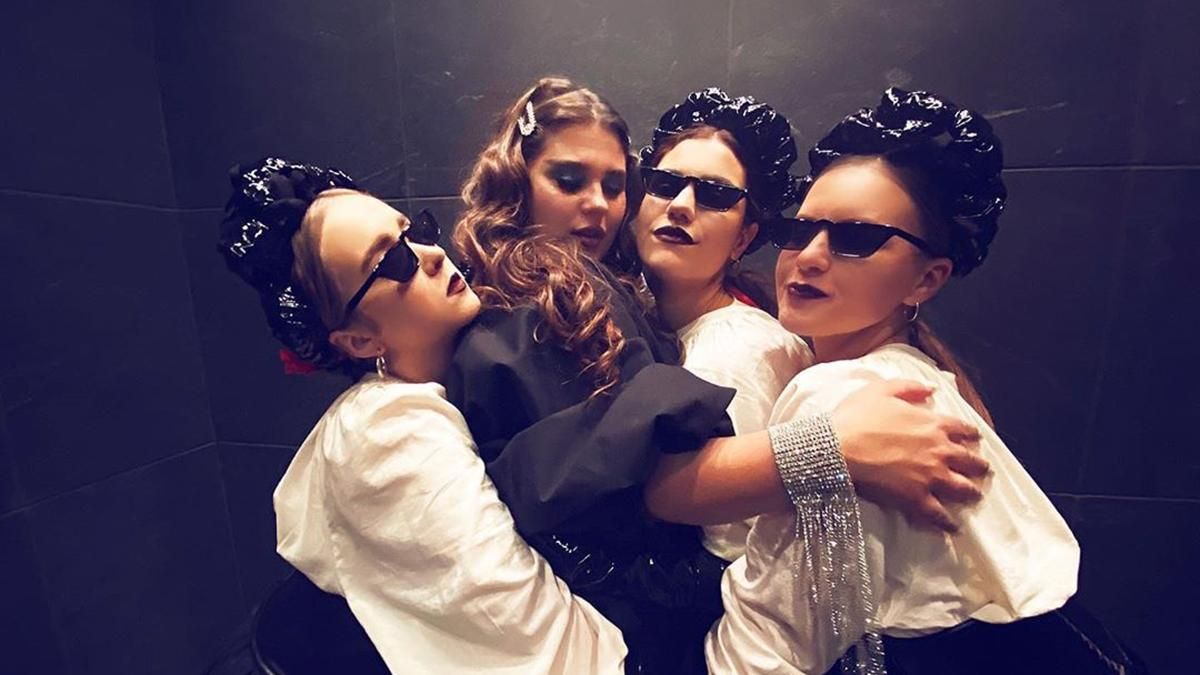 KAZKA – Грай: текст пісні – слухати онлайн пісню гурту KAZKA KAZKA – Грай: текст пісні – слухати онлайн пісню гурту KAZKA