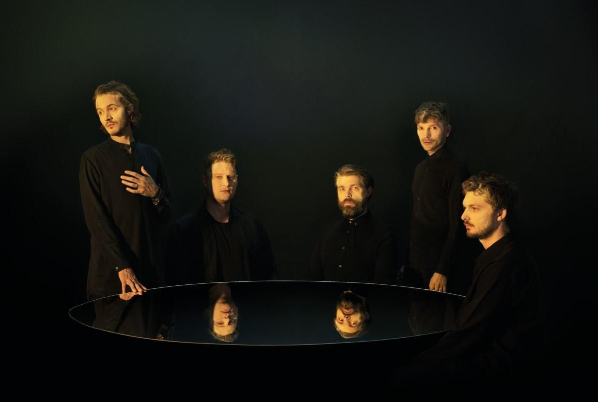 Том Смит рассказал о решающем моменте в карьере Editors Том Смит рассказал о решающем моменте в карьере Editors