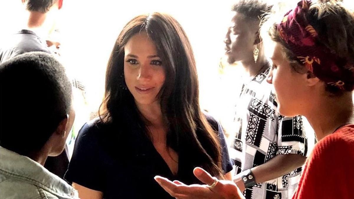 Канадцы написали петицию против принца Гарри и Меган Маркл: известна причина Канадцы написали петицию против принца Гарри и Меган Маркл: известна причина