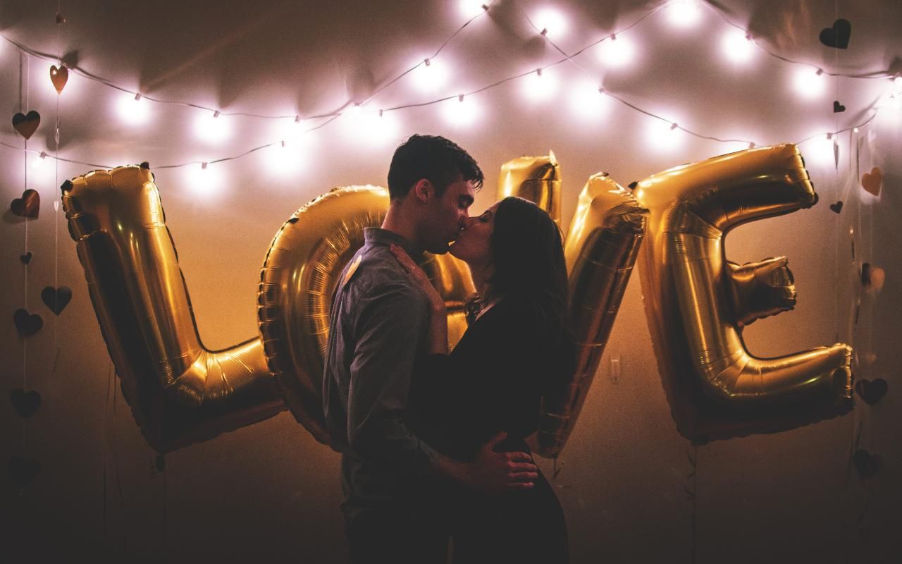 День Святого Валентина 2020 Київ – куди піти 14 лютого День Святого Валентина 2020 Київ – куди піти 14 лютого