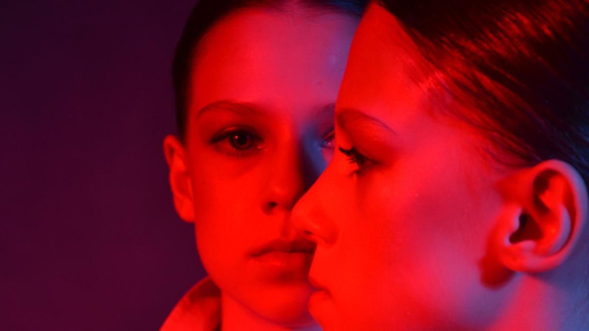 Школьники превратили стихотворение Леси Украинки на рэп-композицию: эффектное видео Школьники превратили стихотворение Леси Украинки на рэп-композицию: эффектное видео