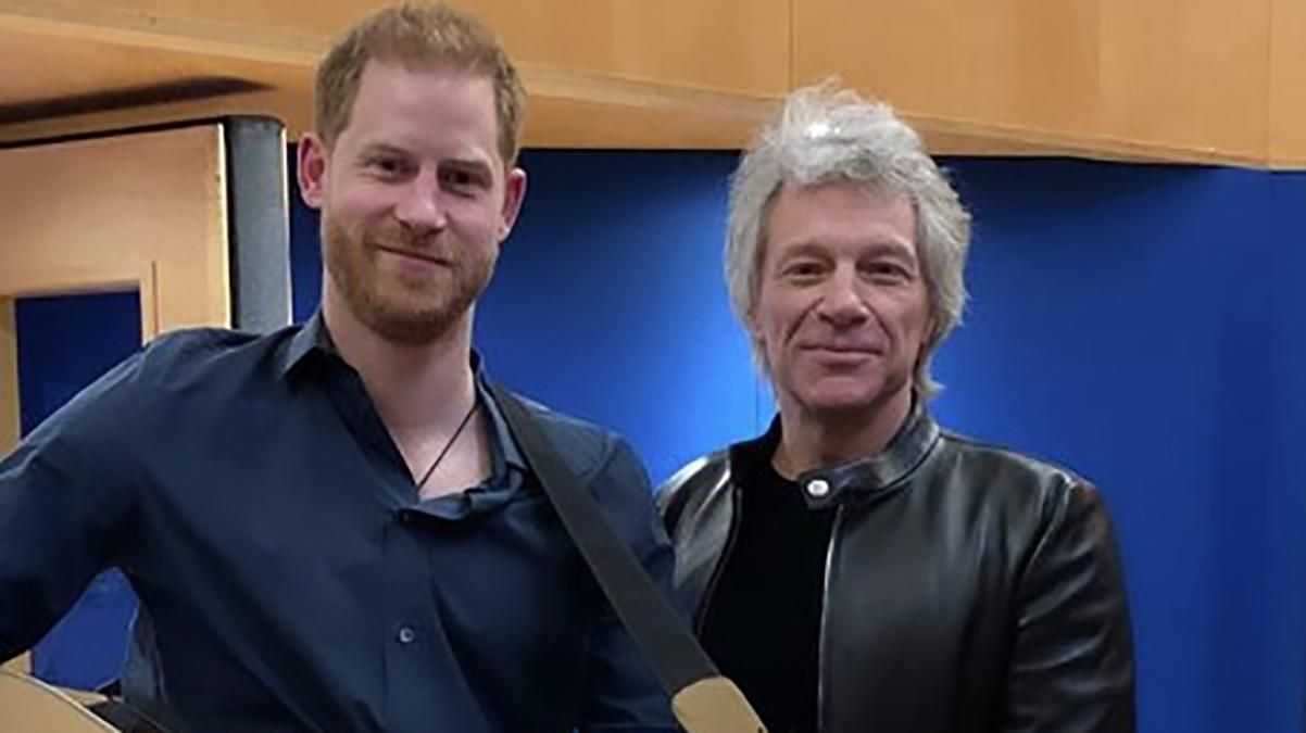 Принц Гаррі і Бон Джові записали пісню для Ігор нескорених: відео Принц Гаррі і Бон Джові записали пісню для Ігор нескорених: відео