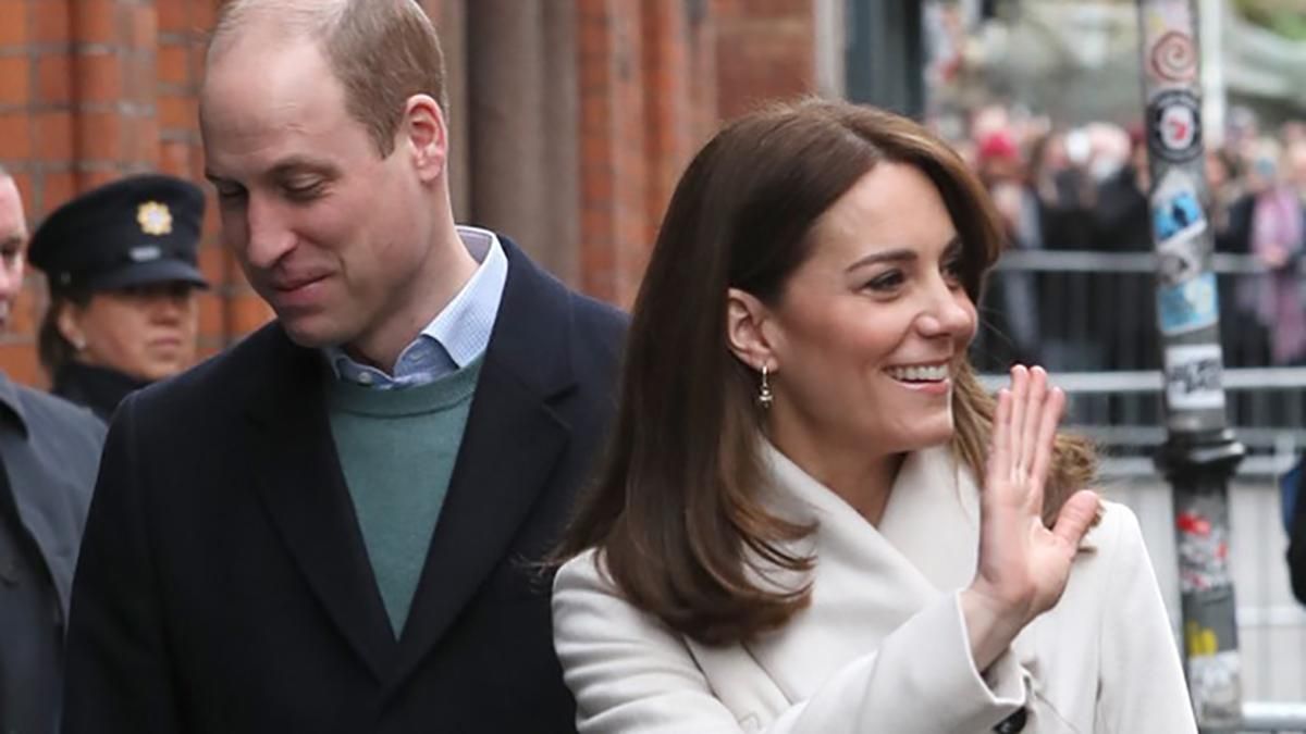 Вихід Кейт Міддлтон: другий день візиту герцогів Кембриджських до Ірландії Вихід Кейт Міддлтон: другий день візиту герцогів Кембриджських до Ірландії