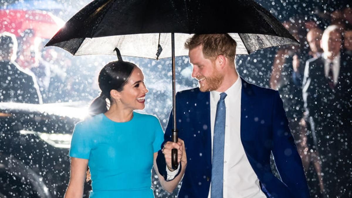 Меган Маркл вперше після "мегзиту" здійснила публічний вихід: приголомшливі фото Меган Маркл вперше після "мегзиту" здійснила публічний вихід: приголомшливі фото