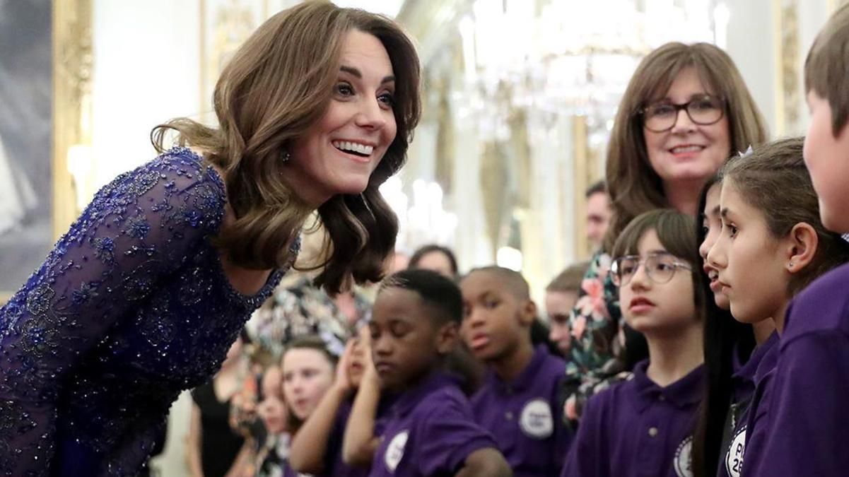 Кейт Миддлтон посетила благотворительный вечер в Букингемском дворце: феерический наряд Кейт Миддлтон посетила благотворительный вечер в Букингемском дворце: феерический наряд