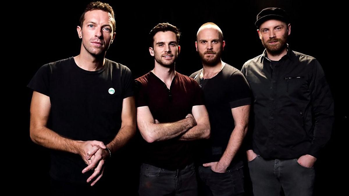 Всемирно известные Coldplay сняли клип в Киеве: впечатляющее видео