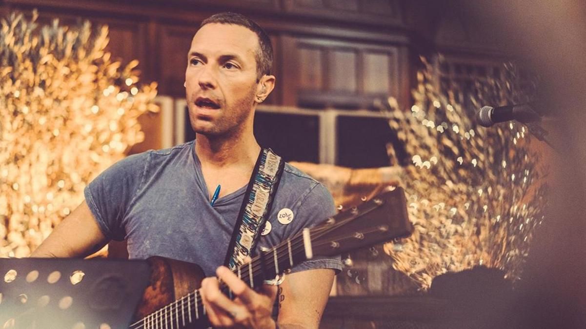 Фронтмен Coldplay Крис Мартин провел концерт в инстаграме: видео

