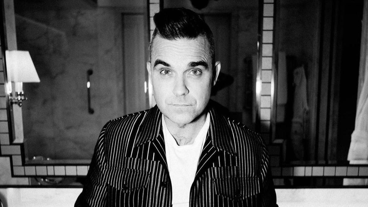 Карантин продолжается: Робби Уильямс устроил онлайн-концерт Карантин продолжается: Робби Уильямс устроил онлайн-концерт