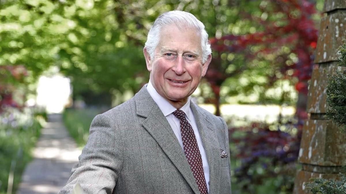 Инсайдеры рассказали, как принц Чарльз борется с коронавирусом Инсайдеры рассказали, как принц Чарльз борется с коронавирусом
