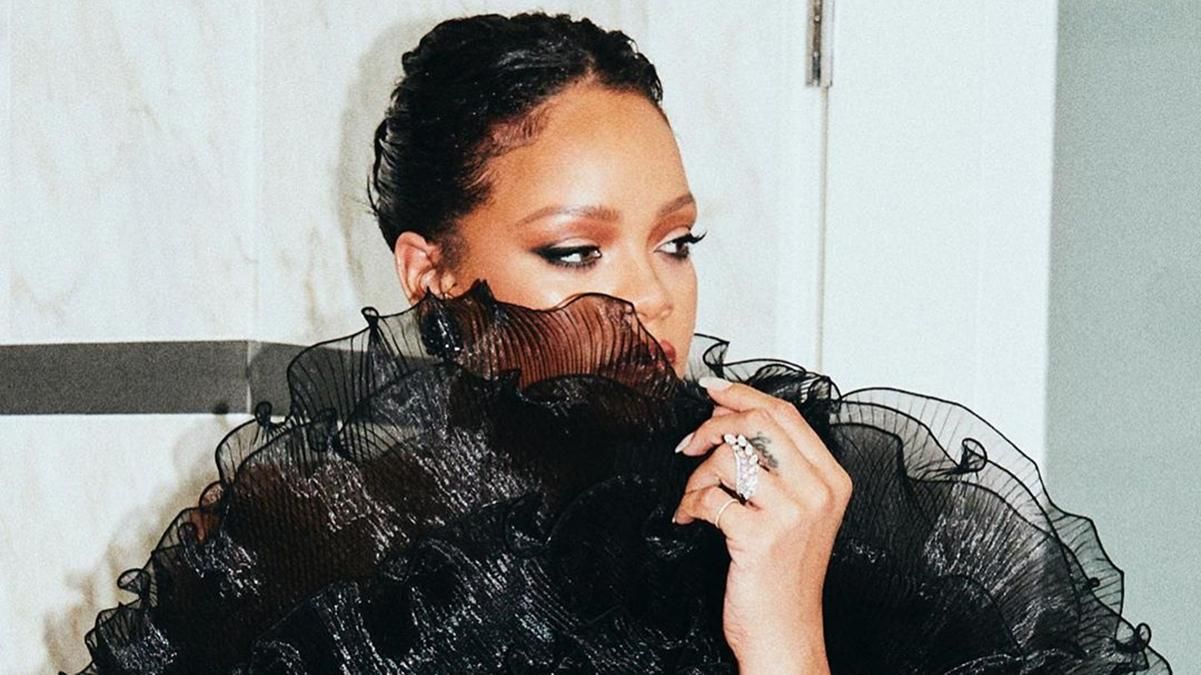 Рианна выпустила сингл Believe It после трех лет молчания: почему фаны разочарованы Рианна выпустила сингл Believe It после трех лет молчания: почему фаны разочарованы