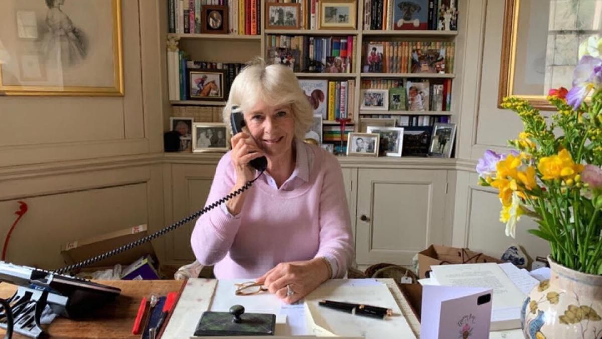 Что почитать на пасхальные праздники дома: жена принца Чарльза дала список рекомендаций