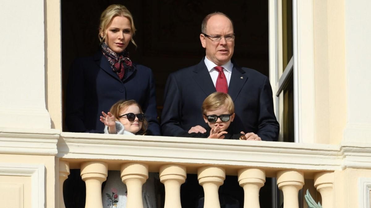 Не королівські розваги: княгиня Монако показала своїх дітей на карантині