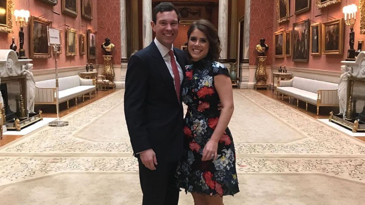 Принцесса Евгения и ее муж отпраздновали 10-ю годовщину отношений: романтические фото Принцесса Евгения и ее муж отпраздновали 10-ю годовщину отношений: романтические фото