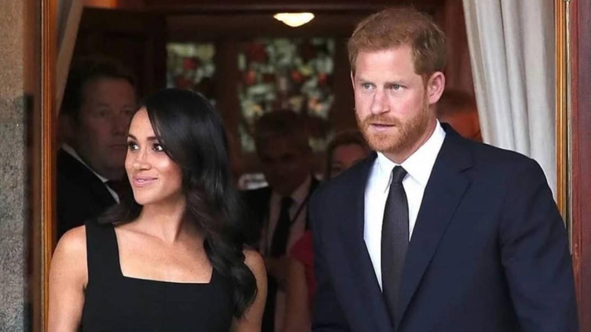 Принц Гаррі сконфузився у промові: у мережі побачили плагіат від Меган Маркл Принц Гаррі сконфузився у промові: у мережі побачили плагіат від Меган Маркл