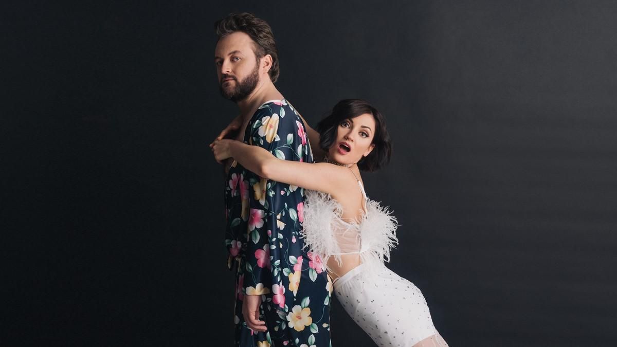 Пикантные наряды и сцены в ванной: Оля Цибульская и DZIDZIO презентовали совместный клип Пикантные наряды и сцены в ванной: Оля Цибульская и DZIDZIO презентовали совместный клип