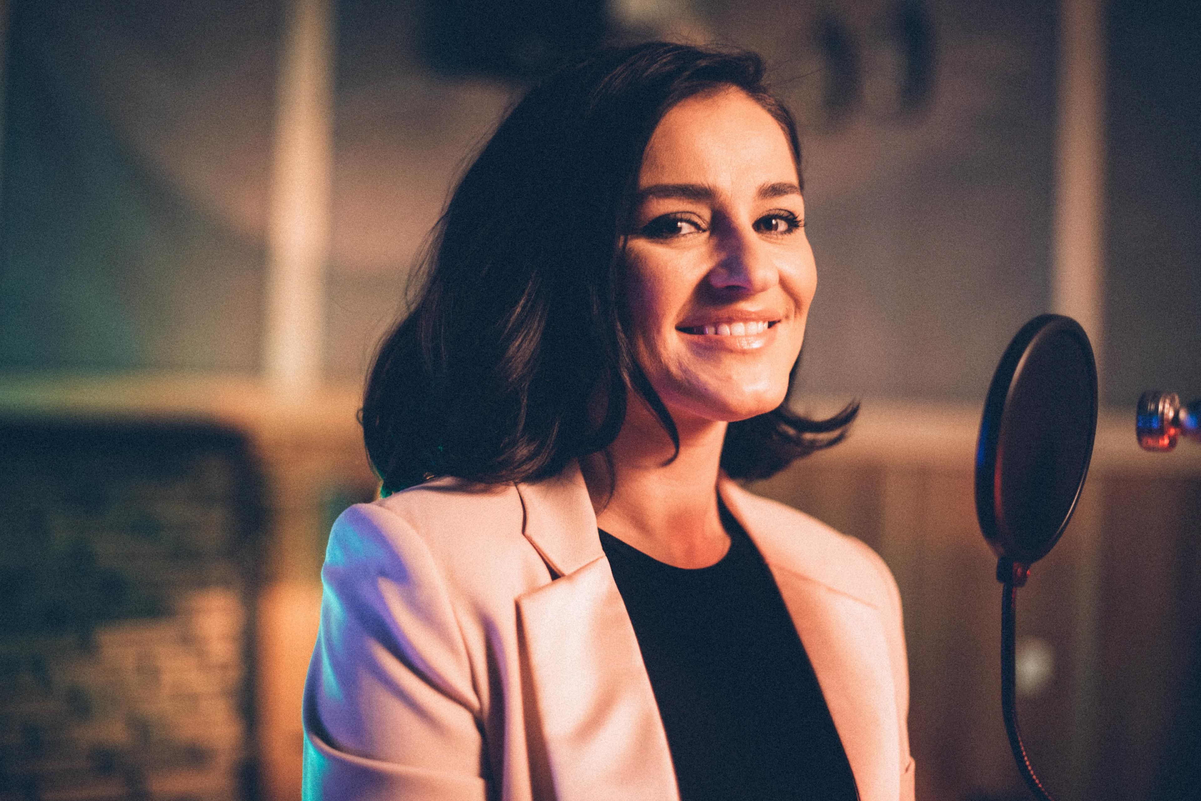 Актриса "Женского квартала" Адамчук исполнит гимн перед финалом Кубка Украины Актриса "Женского квартала" Адамчук исполнит гимн перед финалом Кубка Украины