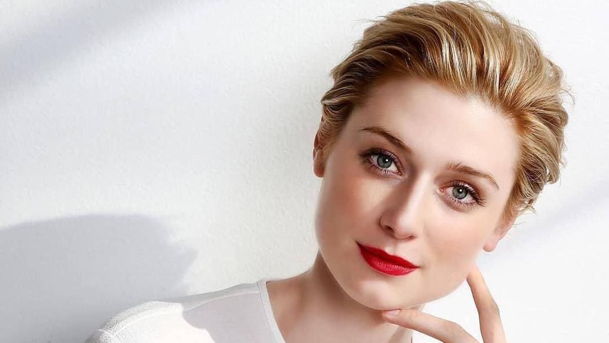 Стало известно, кто сыграет принцессу Диану в последних сезонах сериала " Корона" Стало известно, кто сыграет принцессу Диану в последних сезонах сериала " Корона"