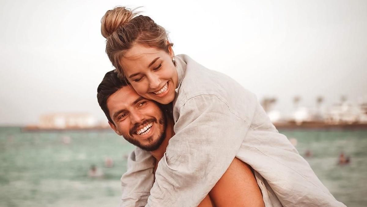 Никита Добрынин и Даша Квиткова устроили романтическую прогулку по Львову: милые фото Никита Добрынин и Даша Квиткова устроили романтическую прогулку по Львову: милые фото