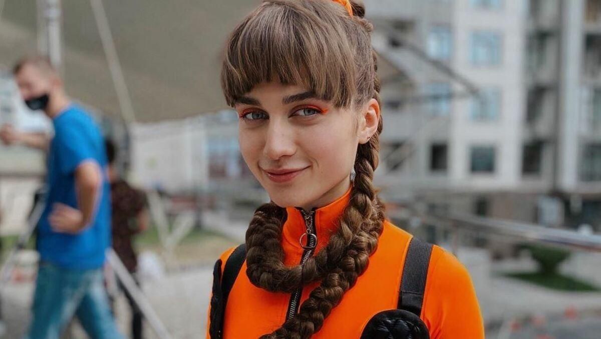 Jerry Hеil выпустила новый клип на свой популярный хит: зажигательное видео Jerry Hеil выпустила новый клип на свой популярный хит: зажигательное видео