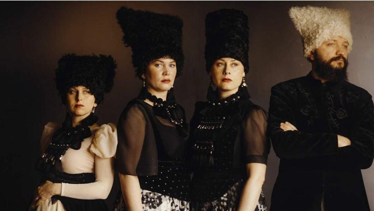 Пісня гурту "ДахаБраха" прозвучала в рекламі ліванського модельєра: атмосферне відео Пісня гурту "ДахаБраха" прозвучала в рекламі ліванського модельєра: атмосферне відео