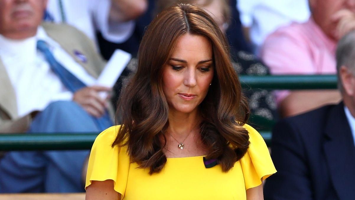 Кейт Міддлтон знову одягнула улюблену сукню від Dolce & Gabbana: яскравий образ Кейт Міддлтон знову одягнула улюблену сукню від Dolce & Gabbana: яскравий образ