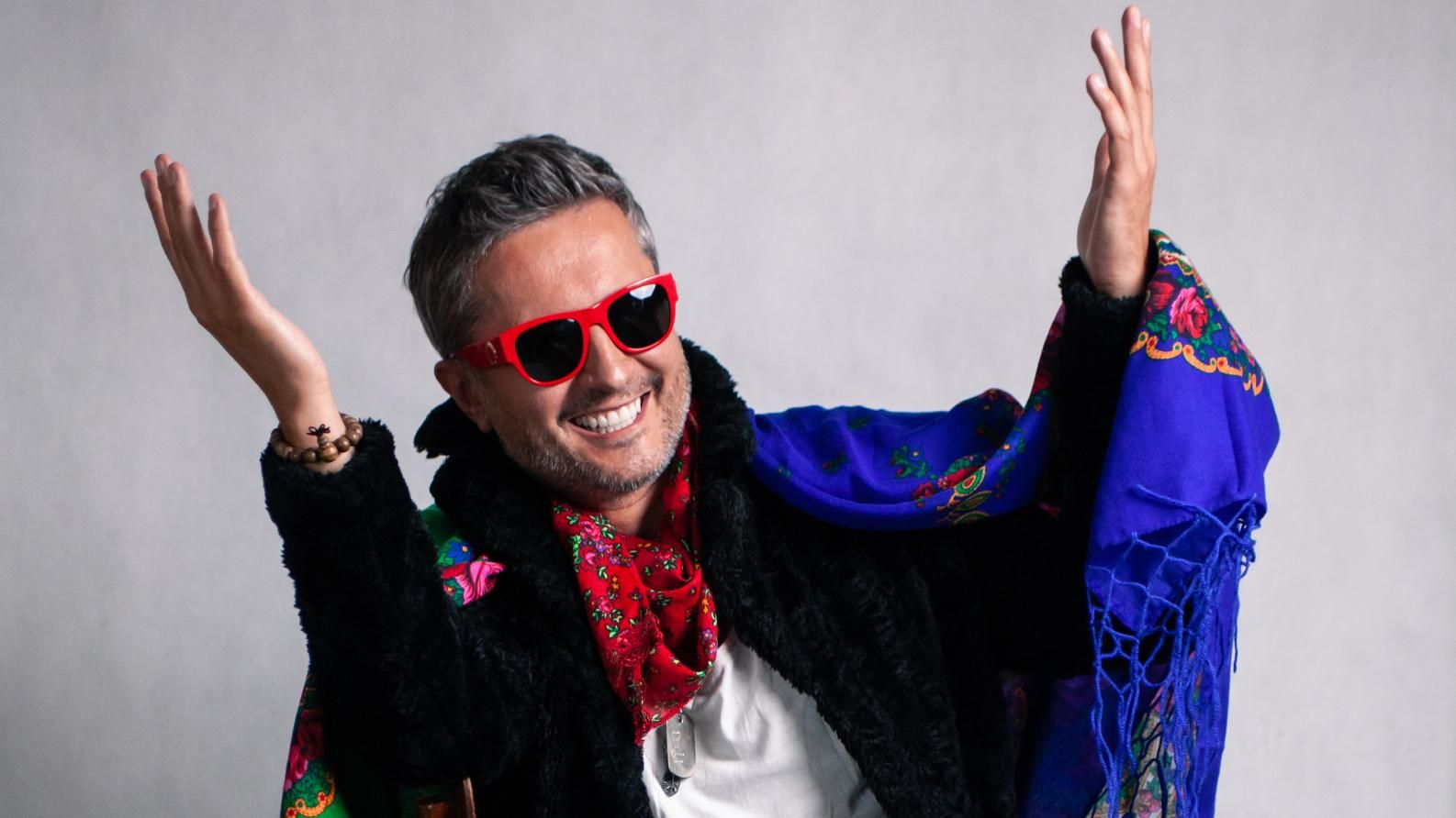 Інтерв'ю із фронтменом "МЕРІ" про балканський фольк, образ волоцюги та натхнення для нової пісні Інтерв'ю із фронтменом "МЕРІ" про балканський фольк, образ волоцюги та натхнення для нової пісні