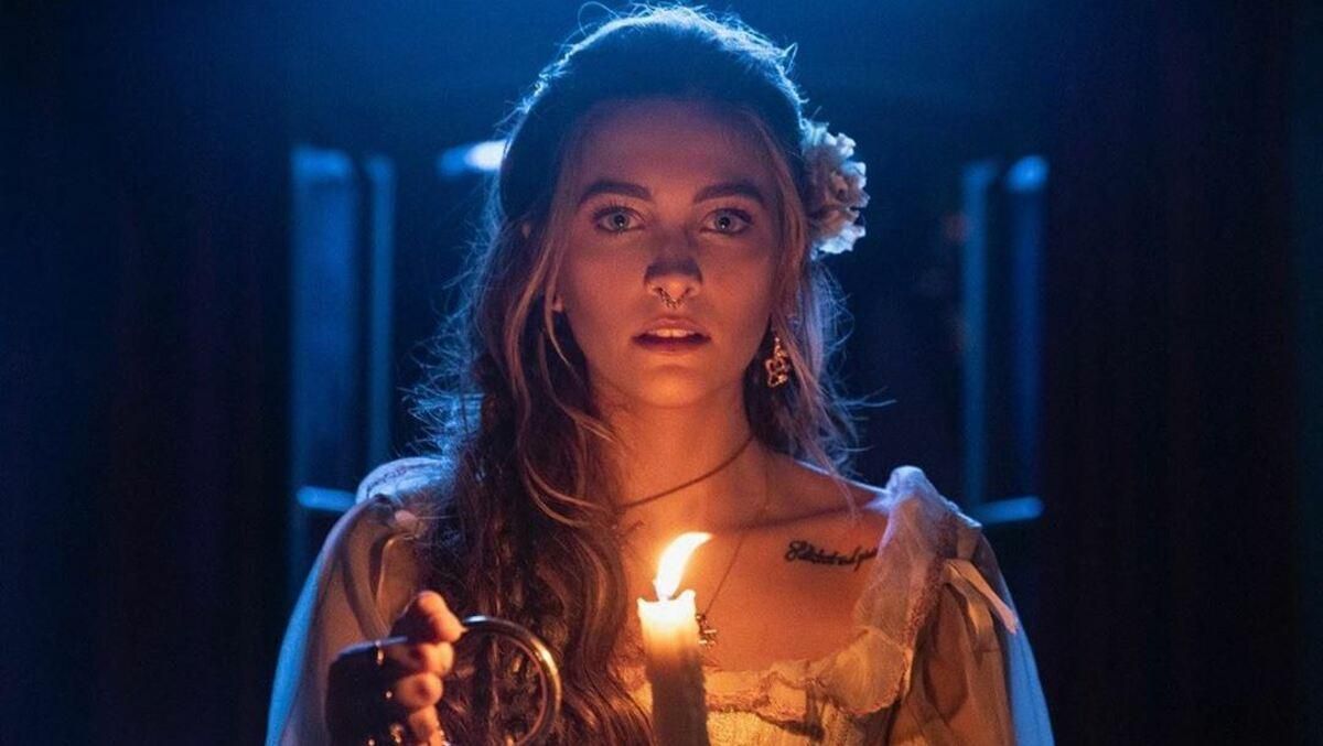 Дочь Майкла Джексона выпустила клип к первой песне: увлекательное видео Дочь Майкла Джексона выпустила клип к первой песне: увлекательное видео