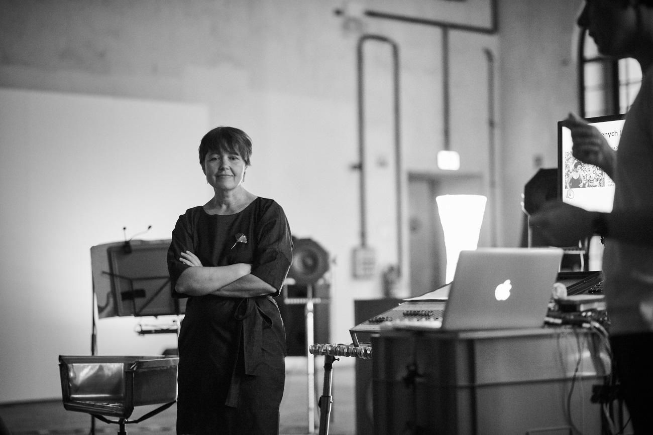 Алла Загайкевич в раздумиях Алла Загайкевич в раздумиях