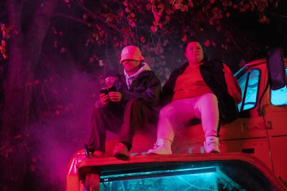 Alyona Alyona Alyona Alyona