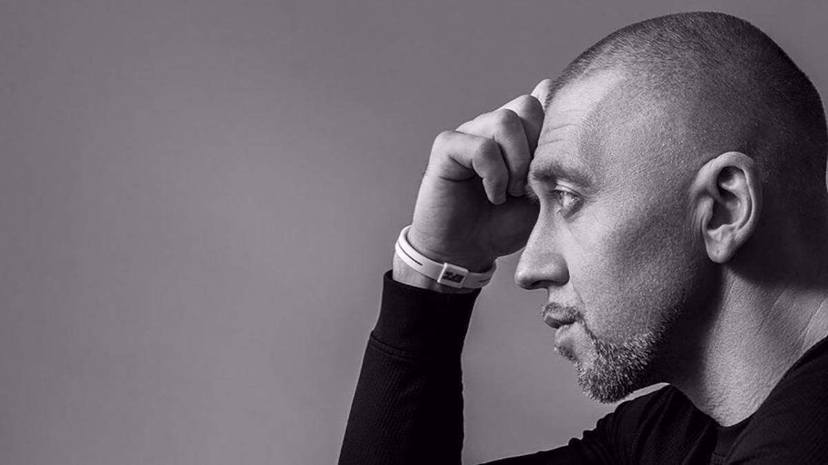 Серьога вперше зустрівся з ексдружиною в суді Серьога вперше зустрівся з ексдружиною в суді