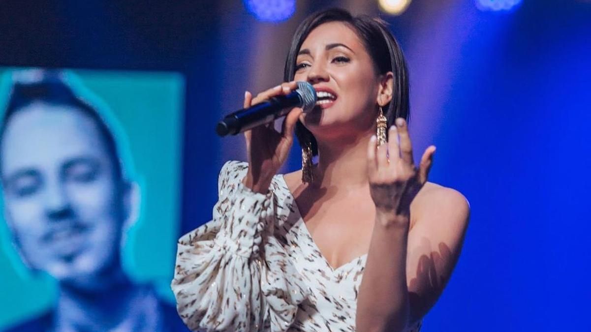 Чоловік Олі Цибульської купив її на Новий рік: шокуючі деталі Чоловік Олі Цибульської купив її на Новий рік: шокуючі деталі