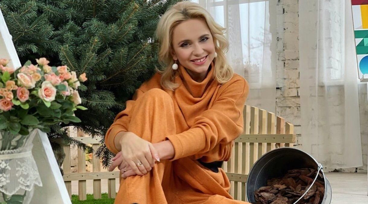 В розовом платье: Лилия Ребрик очаровала сеть нежным образом – фото В розовом платье: Лилия Ребрик очаровала сеть нежным образом – фото