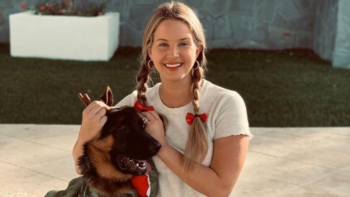 Лана Дель Рей впервые показала жениха: романтический снимок Лана Дель Рей впервые показала жениха: романтический снимок