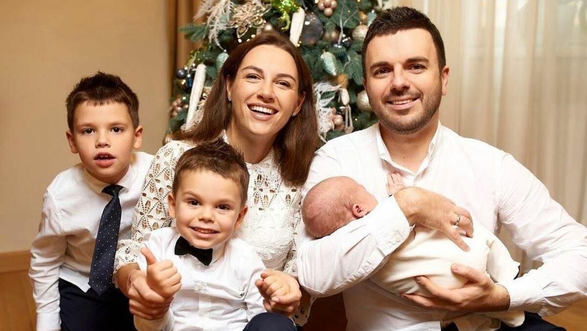 Сім'я Григорія Решетника відсвяткувала місяць народження сина: фото Сім'я Григорія Решетника відсвяткувала місяць народження сина: фото