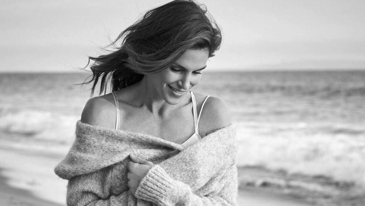 Сінді Кроуфорд показала святкову листівку: зворушливе сімейне фото Сінді Кроуфорд показала святкову листівку: зворушливе сімейне фото