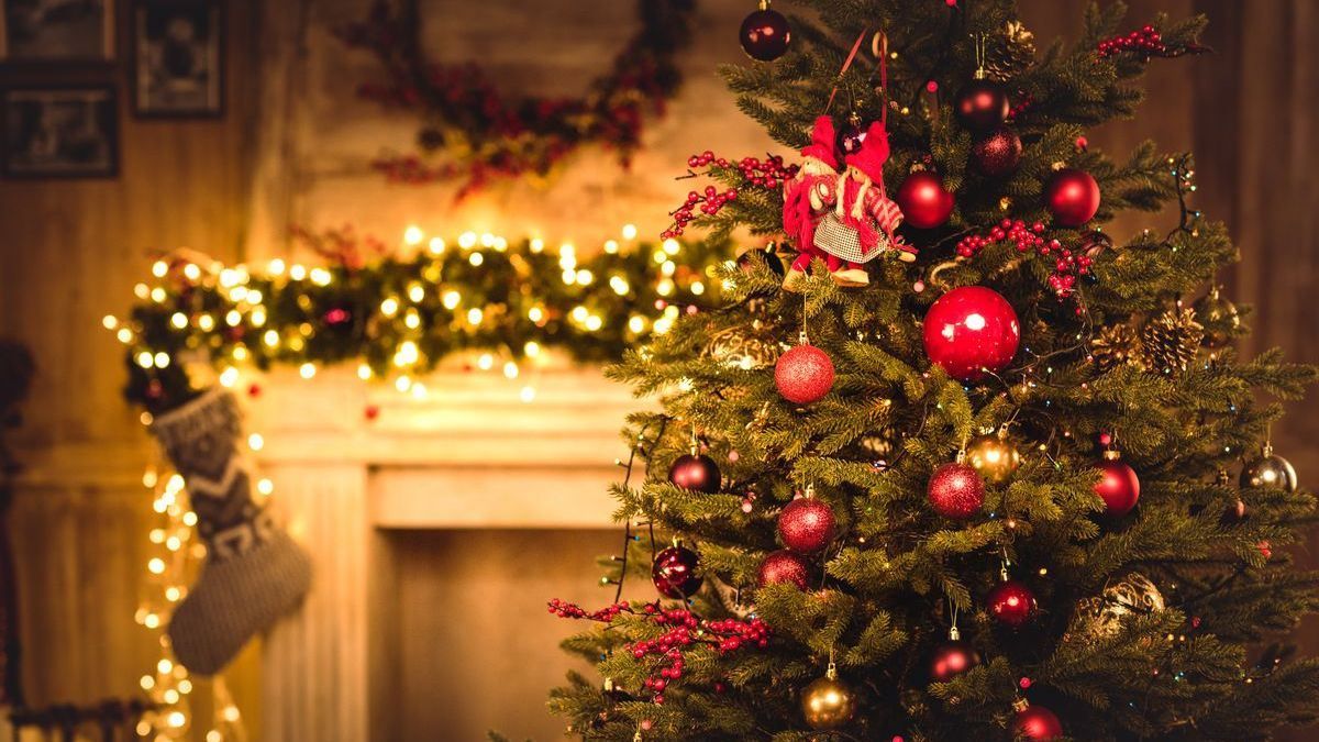 Новорічні та різдвяні пісні від українських артистів: добірка треків Новорічні та різдвяні пісні від українських артистів: добірка треків