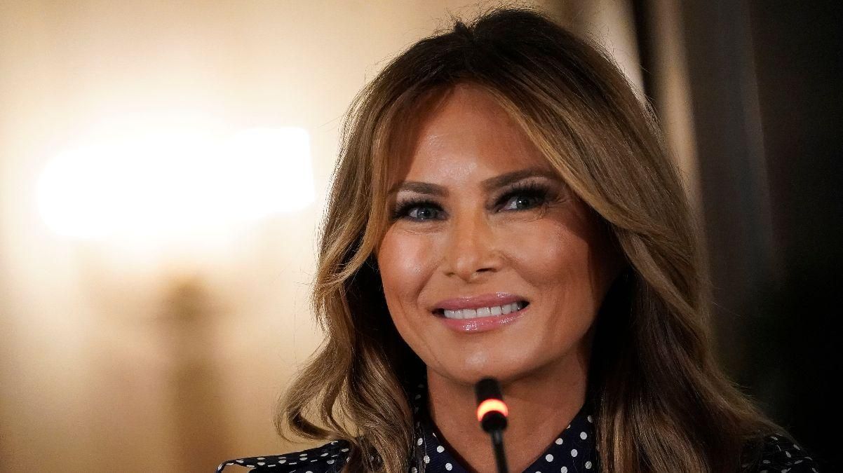 Лучшие образы Мелании Трамп в 2020 году Лучшие образы Мелании Трамп в 2020 году