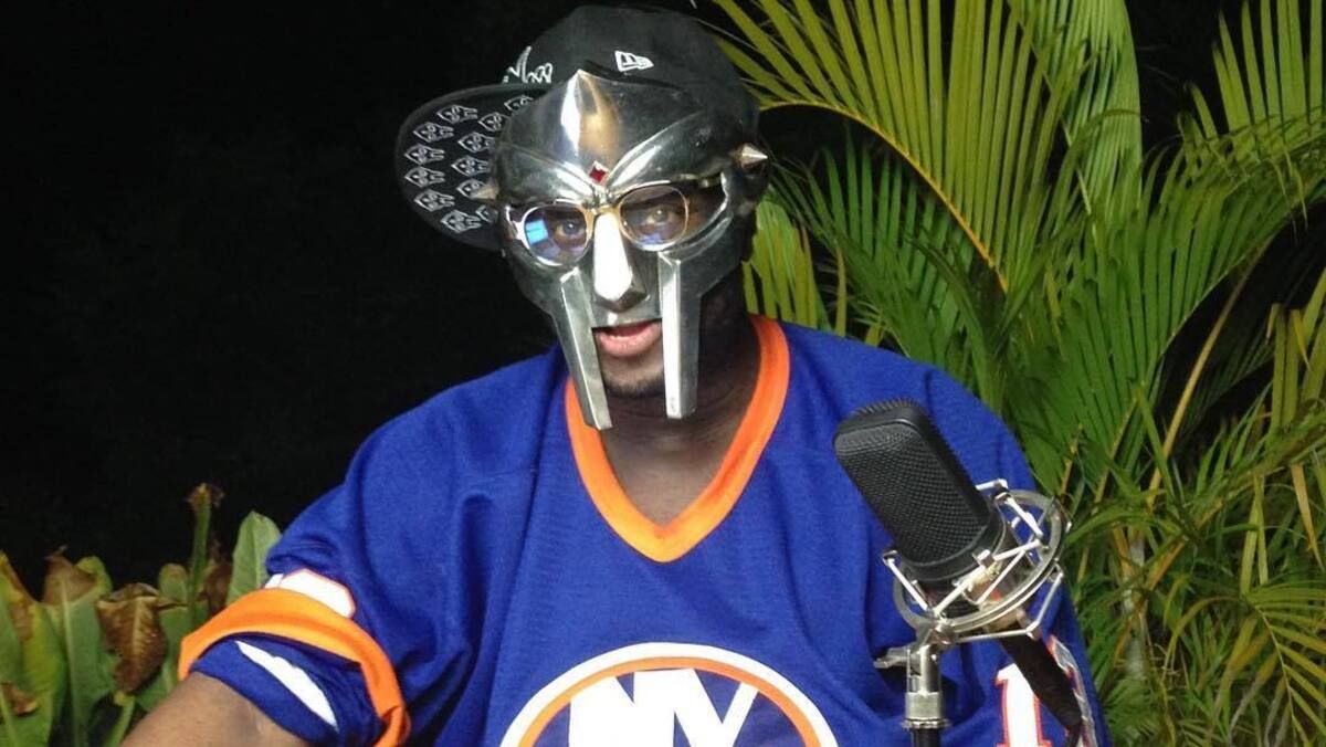 Помер MF Doom – відомий британський репер Помер MF Doom – відомий британський репер