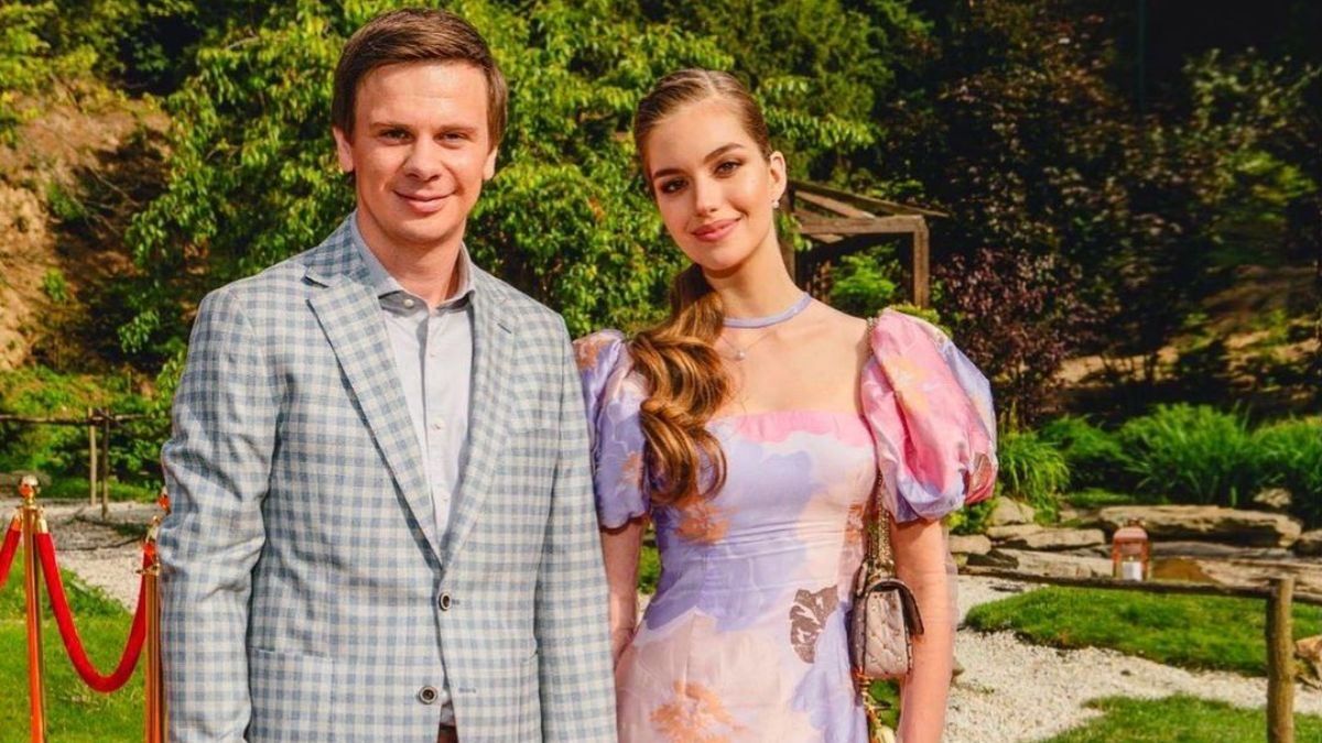 Дмитро Комаров з дружиною відправилися на Мальдіви: фото Дмитро Комаров з дружиною відправилися на Мальдіви: фото