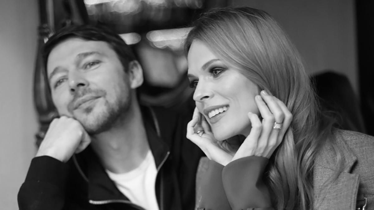 Оля Фреймут позировала в образе, который подобрал человек фото Оля Фреймут позировала в образе, который подобрал человек фото