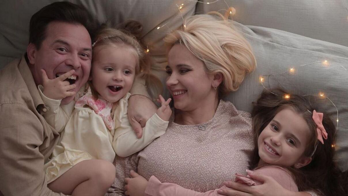 Лілія Ребрик показала зворушливе сімейне фото з батьками Лілія Ребрик показала зворушливе сімейне фото з батьками