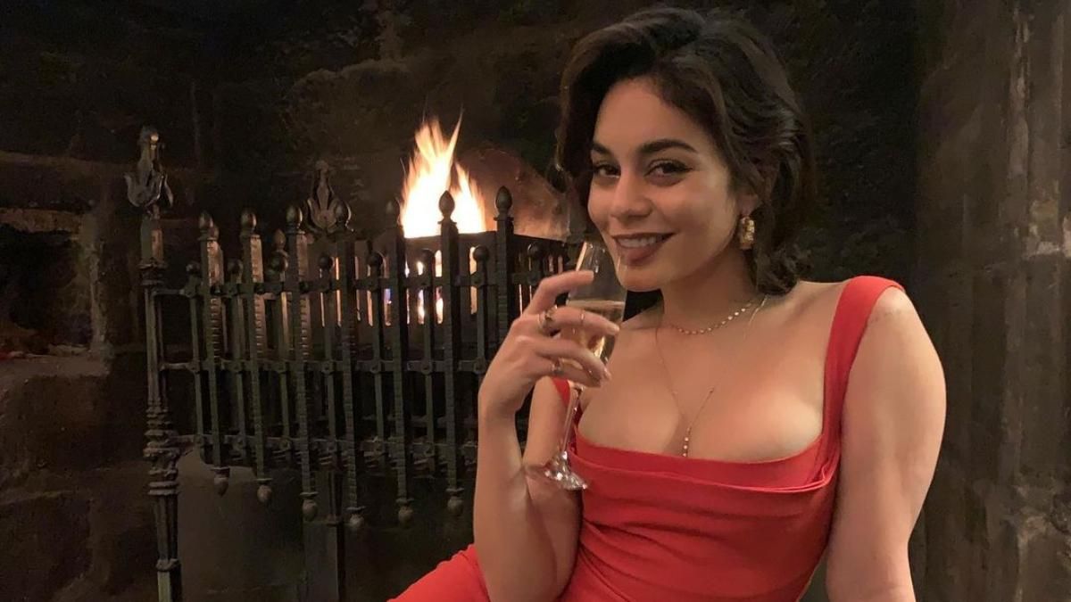 Ванесса Хадженс закрутила новый роман с бейсболистом Ванесса Хадженс закрутила новый роман с бейсболистом